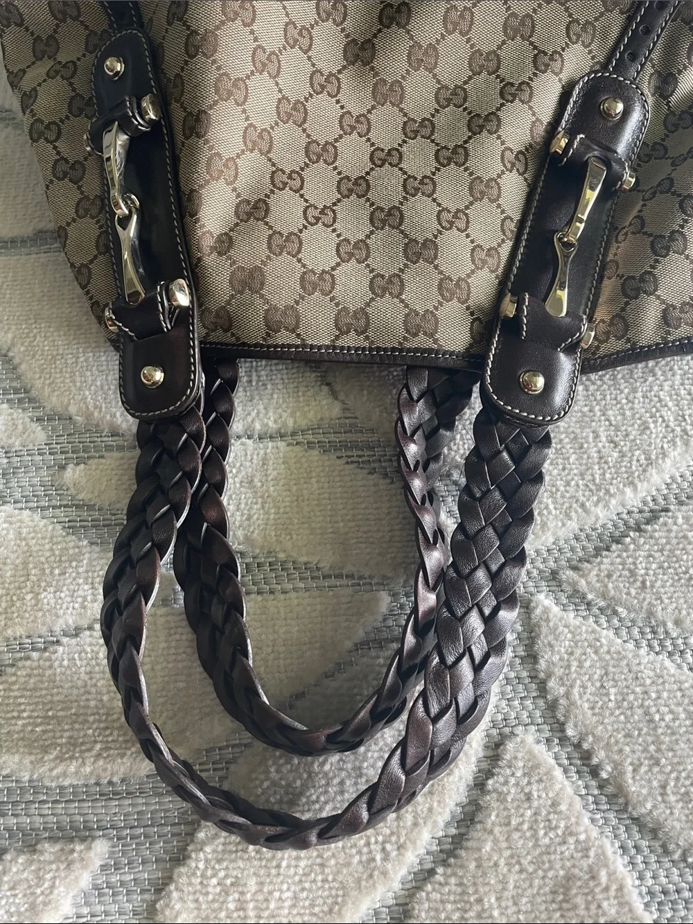 Gucci Brown GG Canvas Shoulder Bag with Braided Dark Brown Handles. Authentic. - Picture 8 of 11